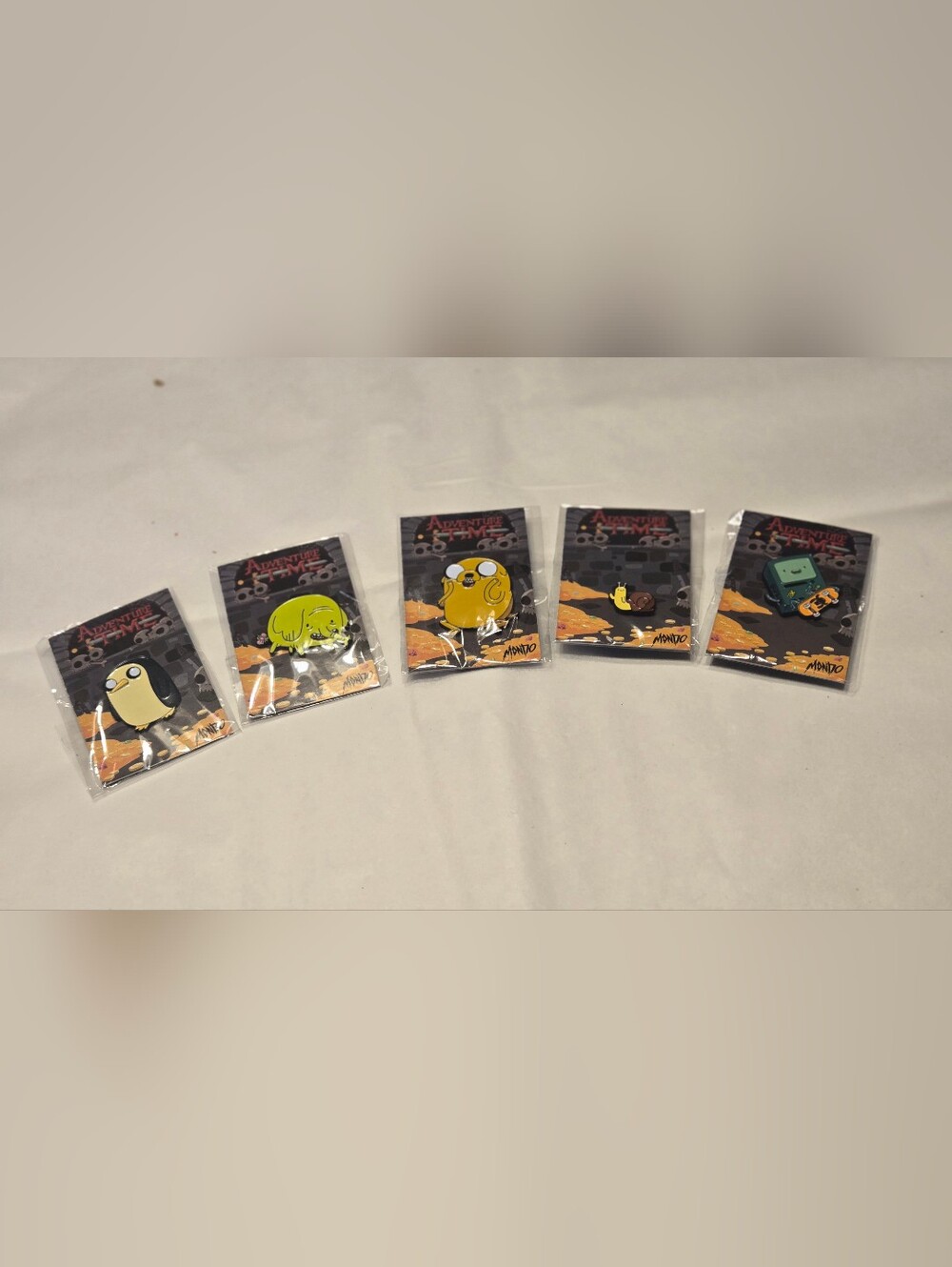 Mondo Adventure Time Set Of 5 Enamel Pins - HTF - Picture 3 of 11